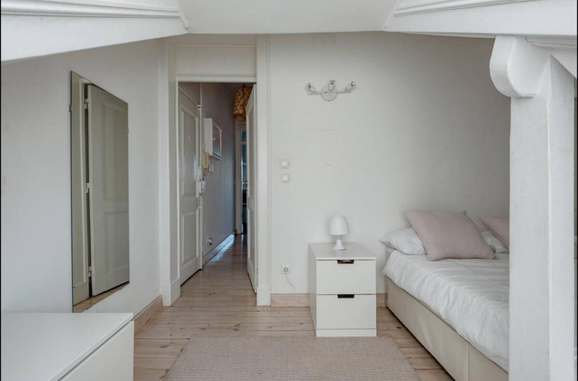 Lejlighed 2 Bedroom With Great Transport Links To The Heart Of *